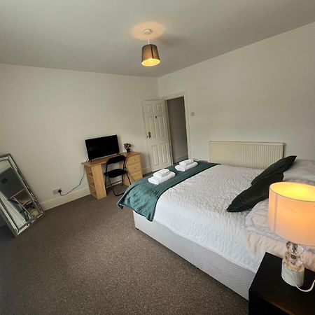 The Coral Guest House 1 Fratton Park Portsmouth Eksteriør billede