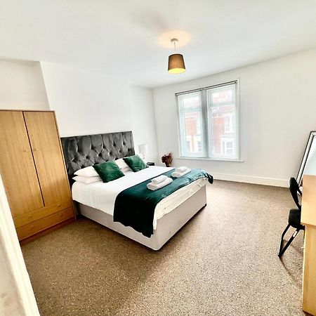 The Coral Guest House 1 Fratton Park Portsmouth Eksteriør billede