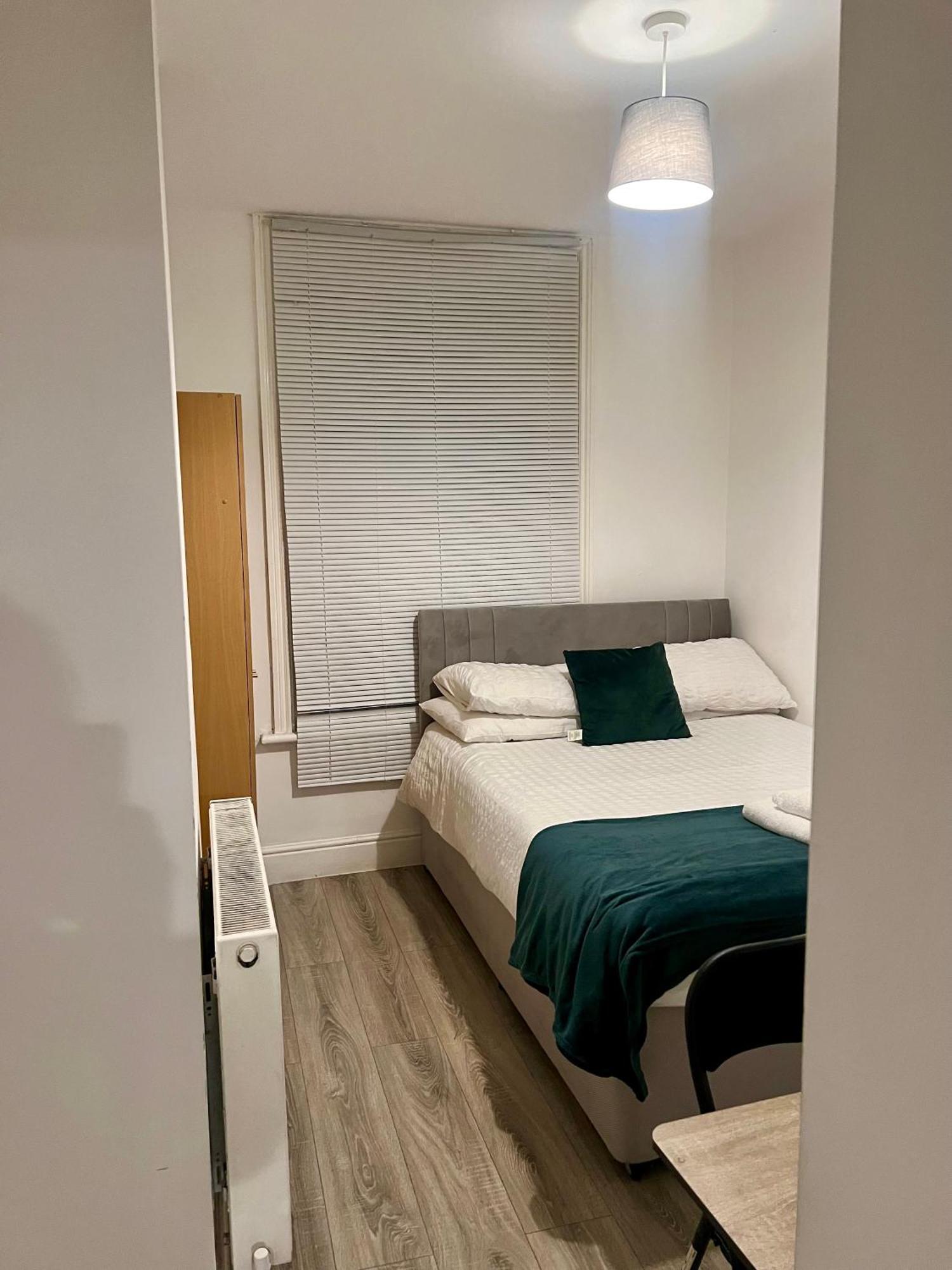 The Coral Guest House 1 Fratton Park Portsmouth Eksteriør billede