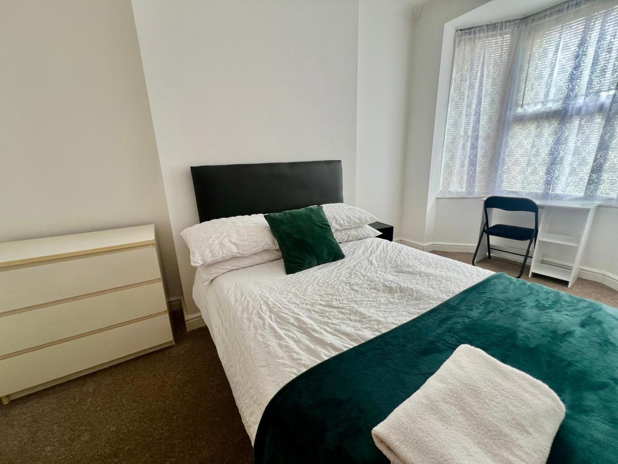 The Coral Guest House 1 Fratton Park Portsmouth Eksteriør billede